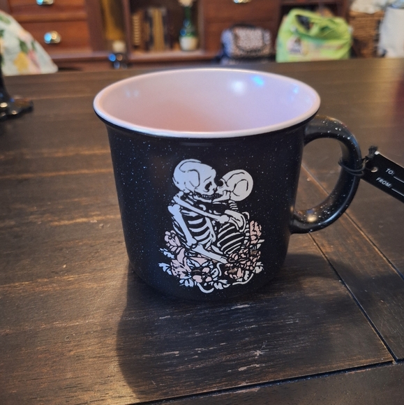 Black and Pink Skeleton Mug - Picture 2 of 4